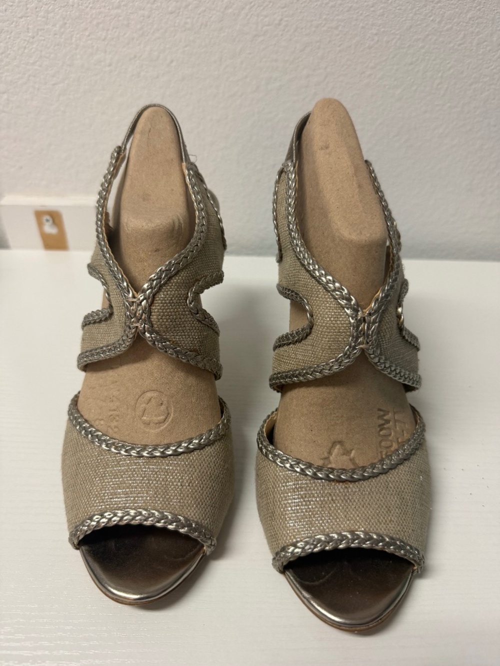 Tahari "Lauren" Metallic Woven Braided Slingback Heels - Gold/Champagne, Size 9M